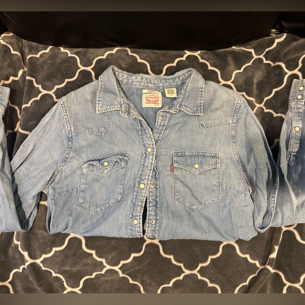 LEVI’S CLASSIC WESTERN STANDARD FIT SHIRT